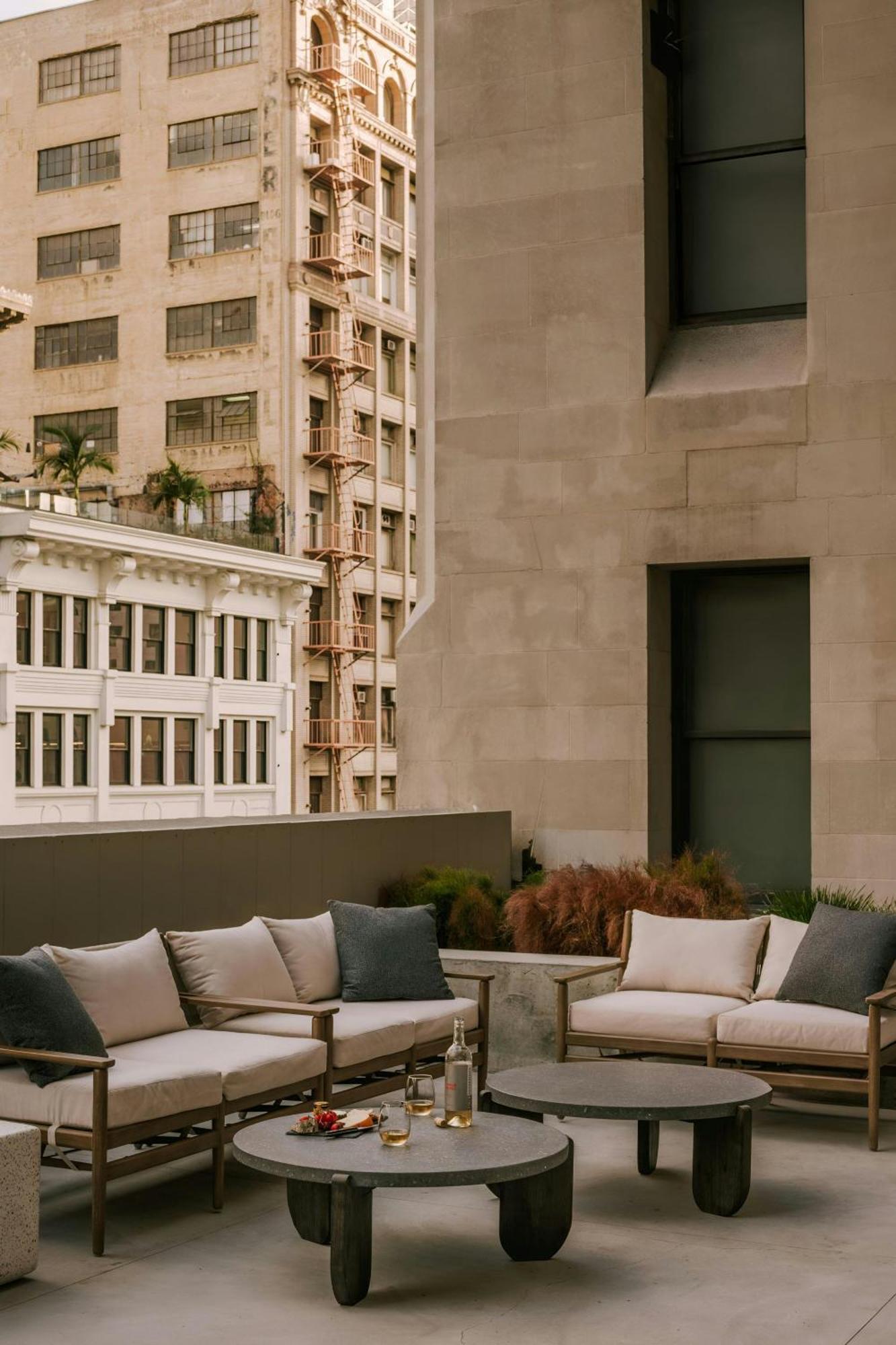 Sonder By Marriott Bonvoy The Winfield Apartments Downtown La — Photos 1